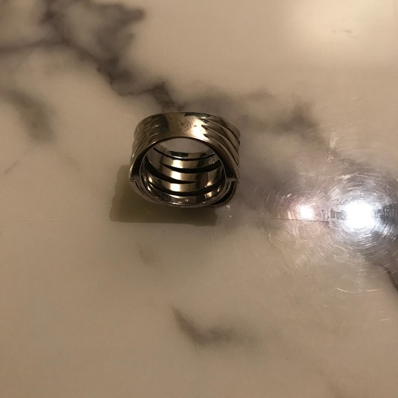 Ring - Picture 4 of 8